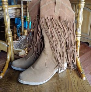 Cape Robbin Fringe Boots